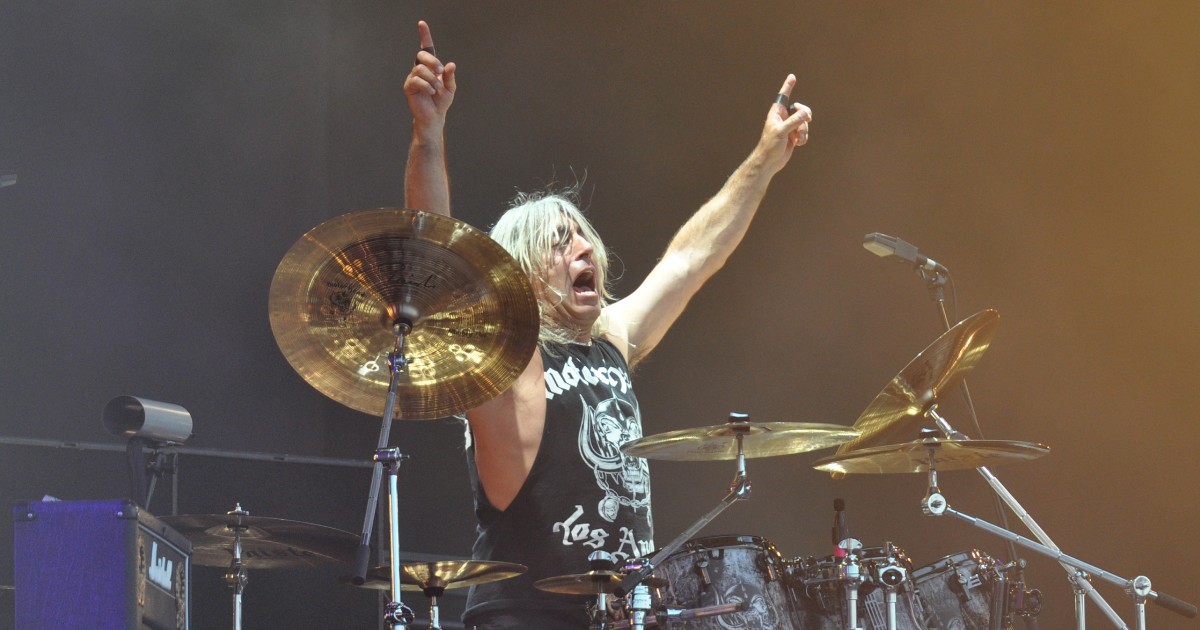 Mikkey Dee förmögenhet – hårdrockstrummisens rikedom och karriär